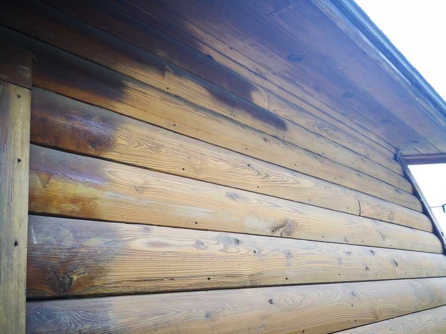 Log Cabin Restoration With Sandblasting