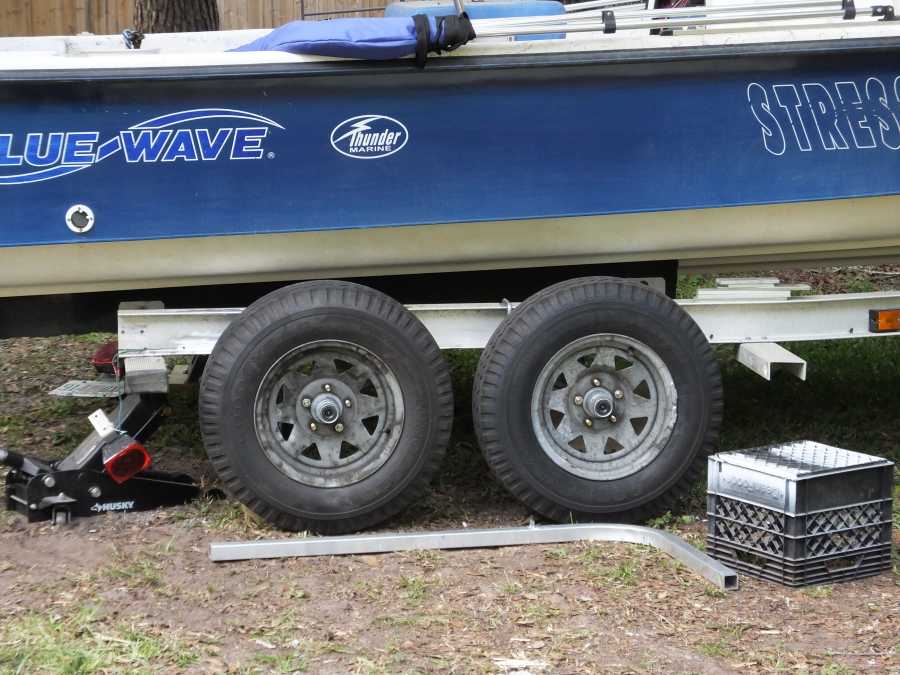 adding an extra axle to an aluminum boat trailer in st augustine fl. 