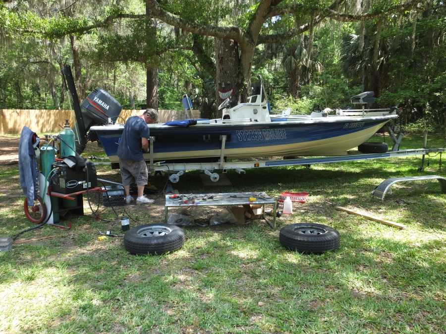 adding an extra axle to an aluminum boat trailer in st augustine fl. 