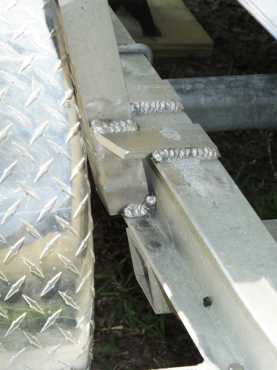 adding an extra axle to an aluminum boat trailer in st augustine fl. 