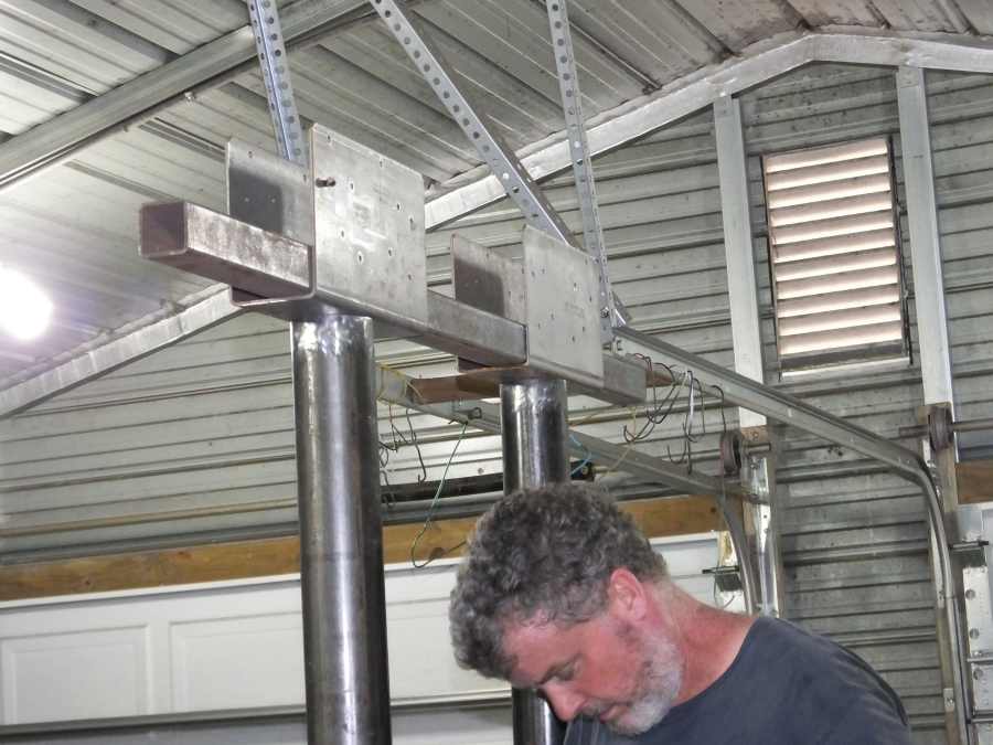 Fabricating steel suport columns. 